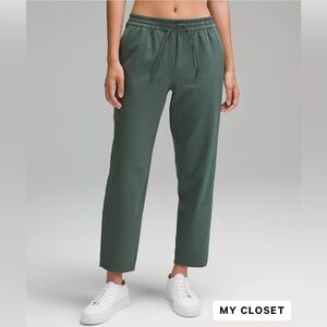 Lululemon tapered leg mid rise pants (luxtreme)